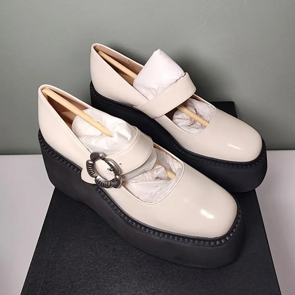 NIB Coach CBP04 Women's Tea Rose Platform Mary Jane Flats Chalk Sz. 7 B
